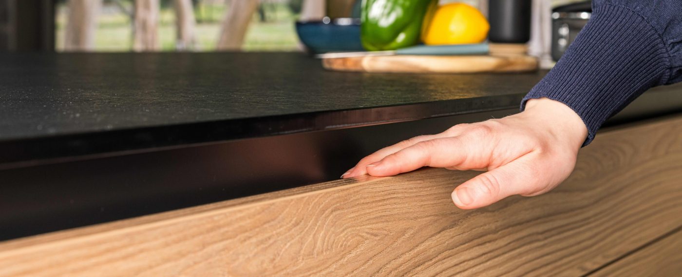 Küche Griffleiste Detail Silbermond